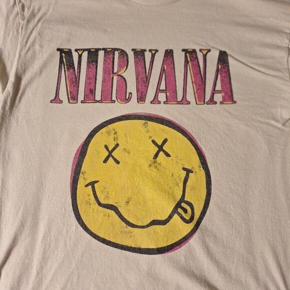Nirvana Smiley Face Graphic Short Sleeve T-Shirt Tan Size Large Cotton - Picture 2 of 6